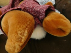 wrinkles moose feet